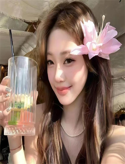 歐美大尺寸SUV_心亂亂MV視頻